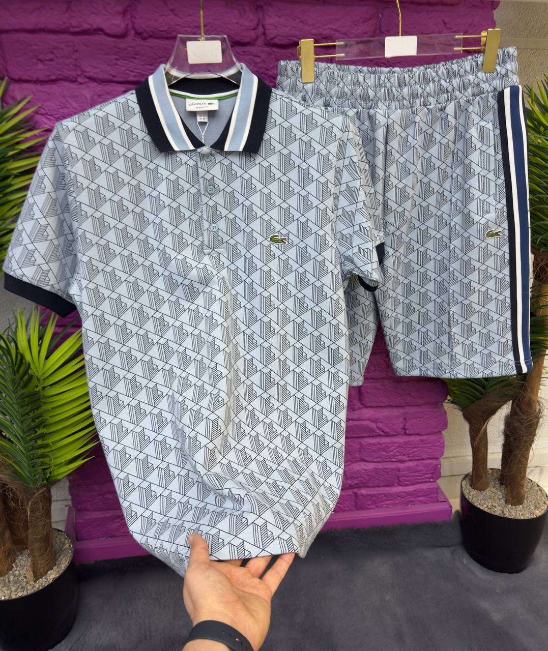 Ensemble lacoste